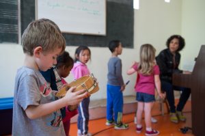 Cours d'Eveil Musical - Crédit Photo Didier Azouzou